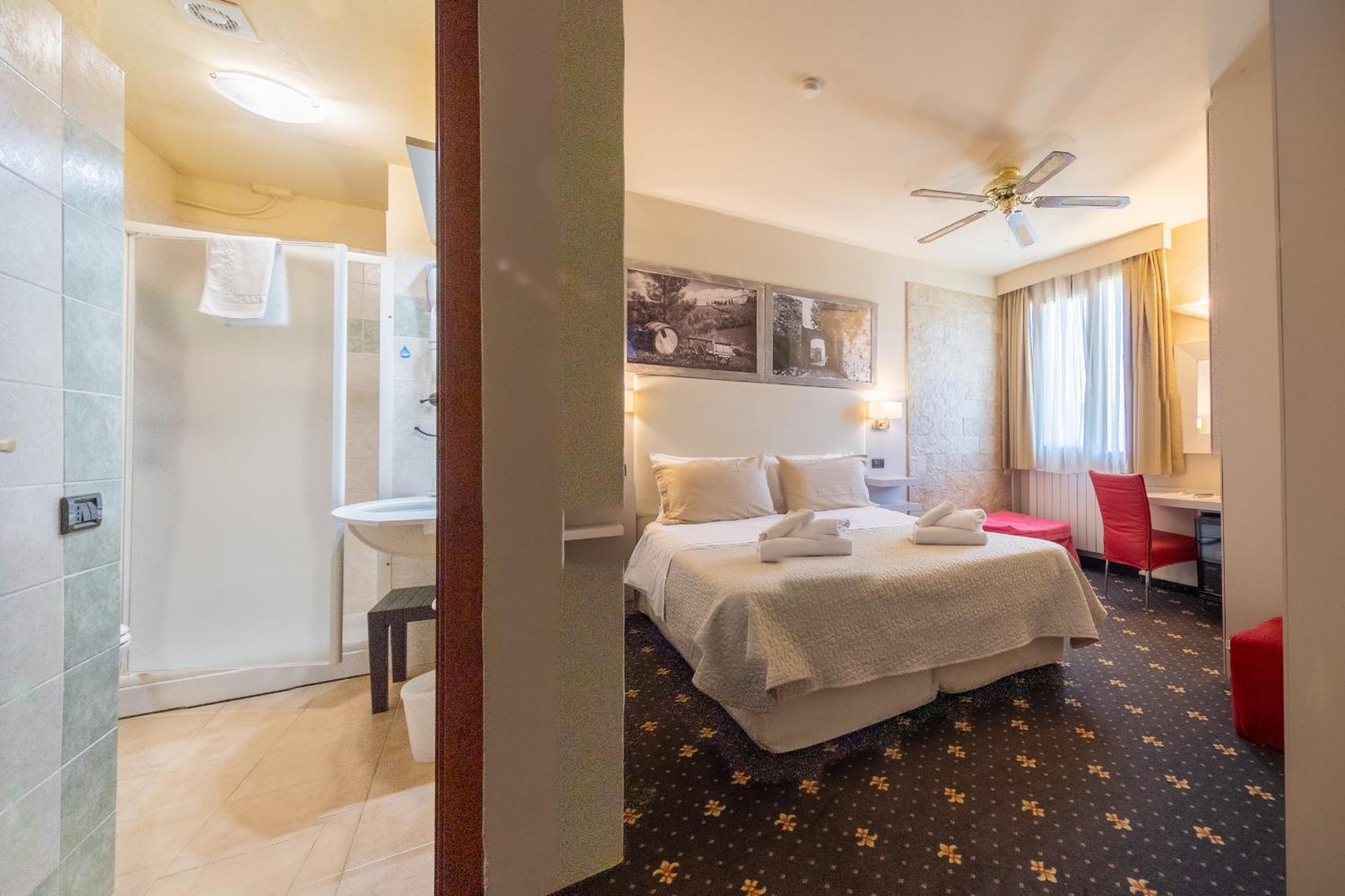 Holiday Rooms Antica Badia Volterra Exteriér fotografie