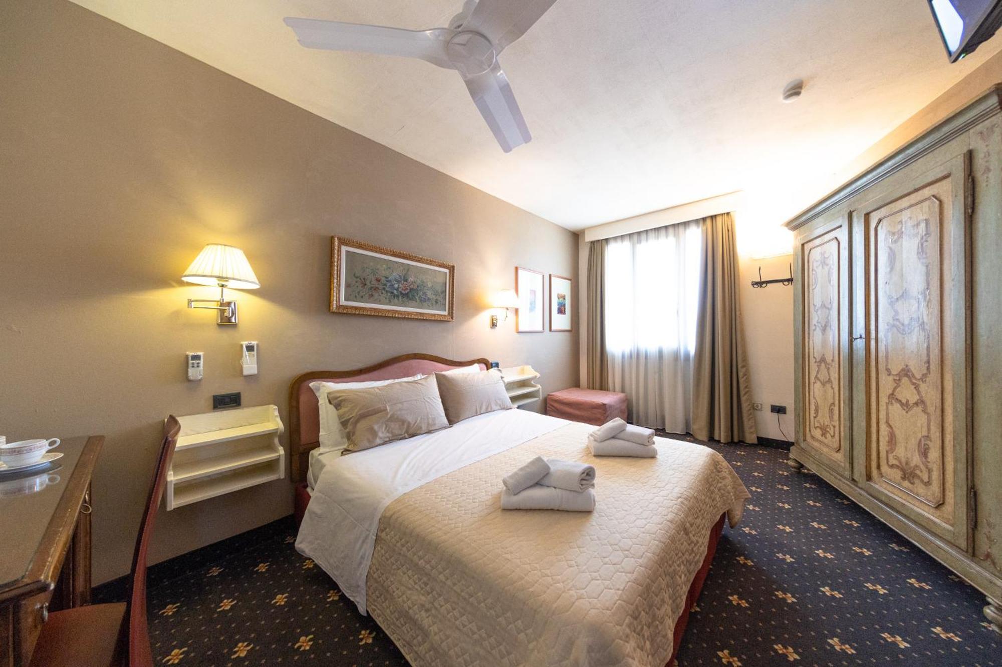 Holiday Rooms Antica Badia Volterra Exteriér fotografie