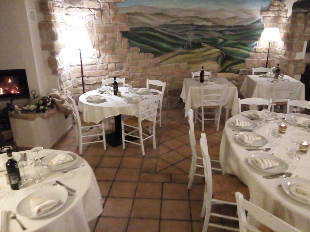 Holiday Rooms Antica Badia Volterra Exteriér fotografie